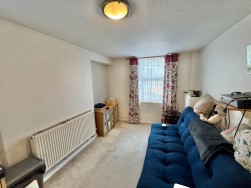 Bayswater Road, Plymouth, PL1 5BX