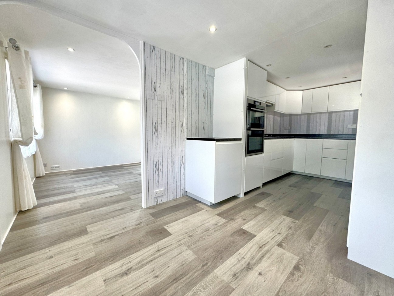 Glenfield Way, Glenholt Park, Plymouth, PL6 7NL