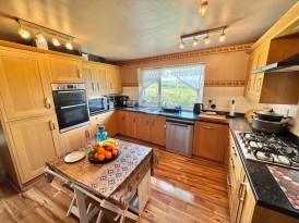 Reservoir Cottage, Roborough, Plymouth, Devon, Pl6 7BD