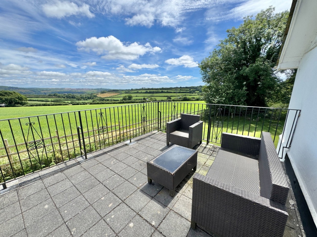 Reservoir Cottage, Roborough, Plymouth, Devon, Pl6 7BD