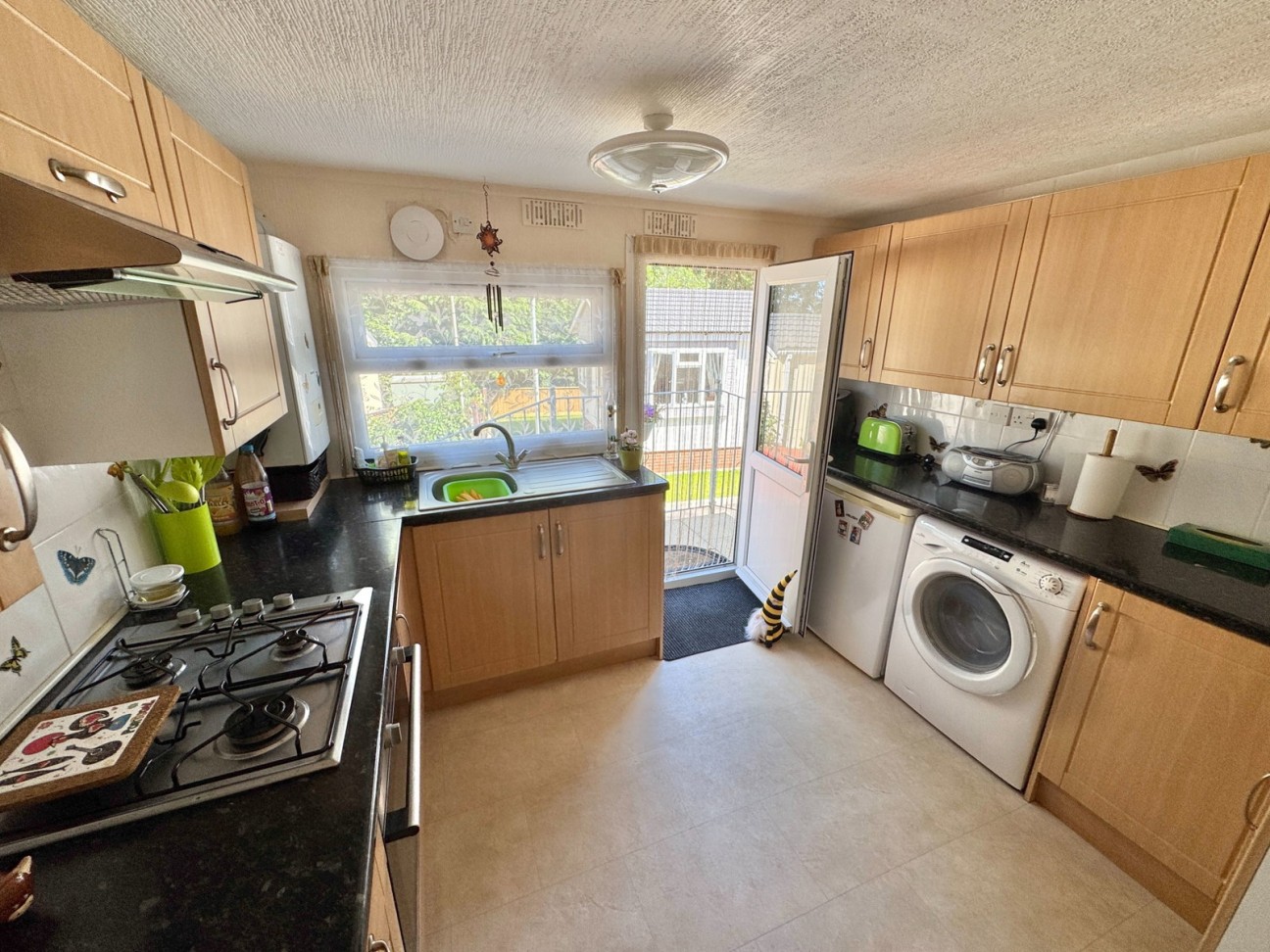 Queens Close, Glenholt Park, Plymouth, PL6 7NF