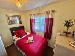 Queens Close, Glenholt Park, Plymouth, PL6 7NF
