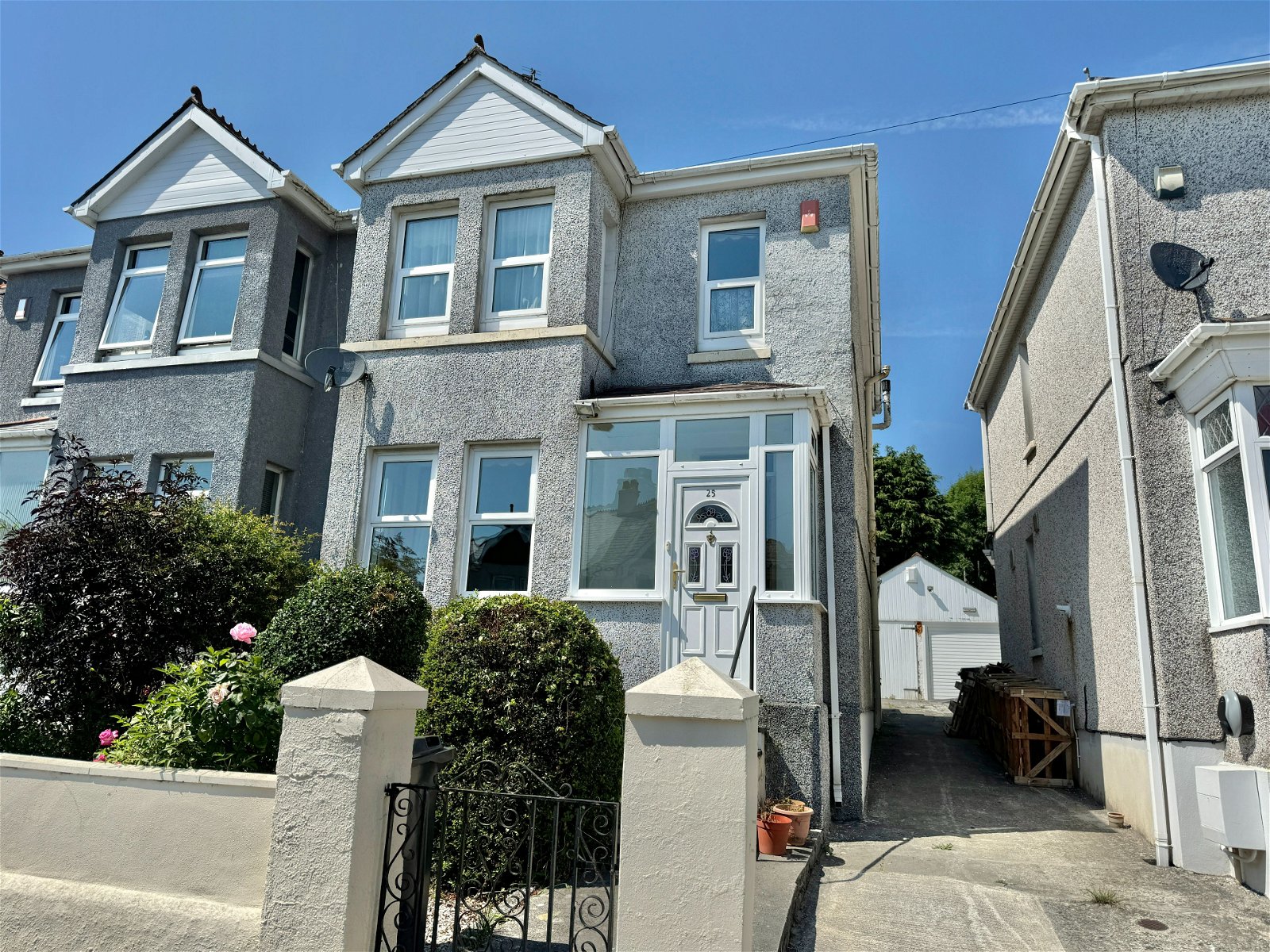 25 South Down Road, Beacon Park, Plymouth
