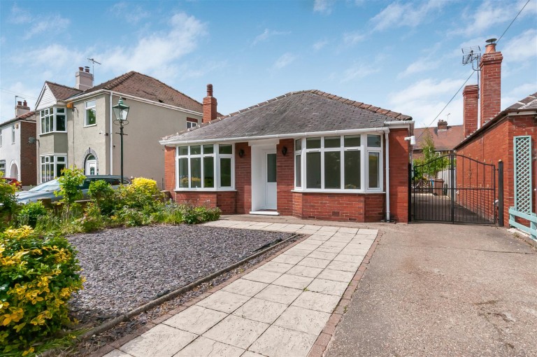 Station Road, Rawcliffe