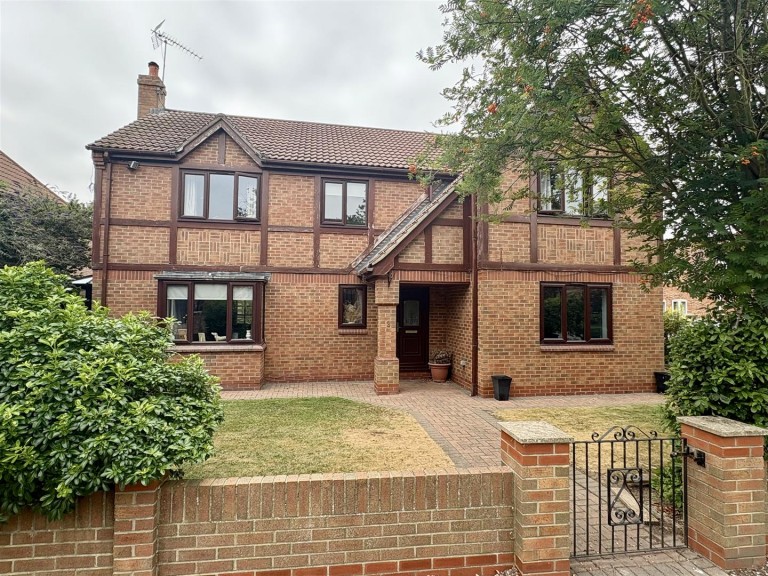 Ferry Close, Hook