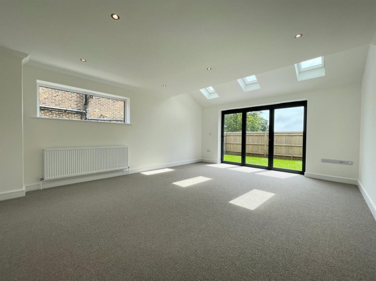 Old Poplar Close, Seaford