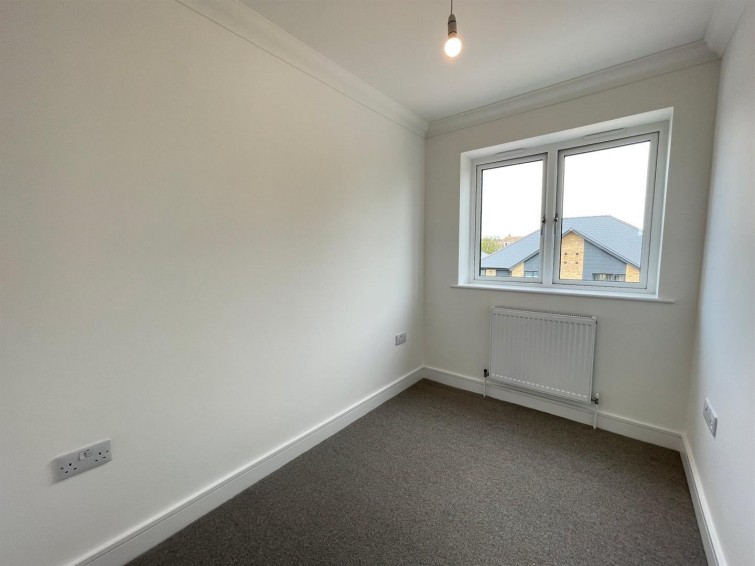 Old Poplar Close, Seaford