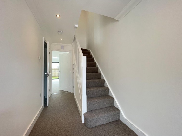 Old Poplar Close, Seaford