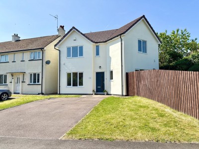 View full details for Ladyhill Close, Usk, Monmouthshire
