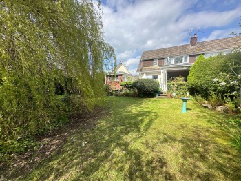 Penperlleni, Monmouthshire