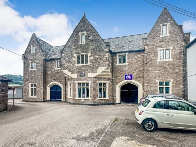 View full details for Abergavenny
