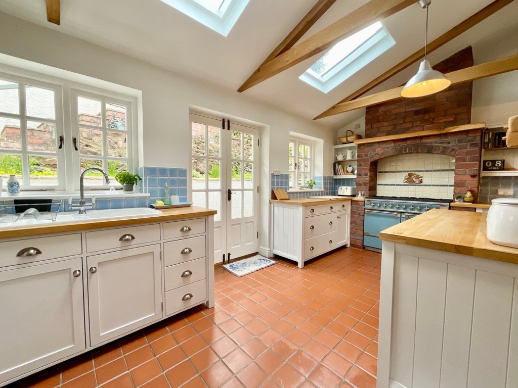 Image for Abergavenny Road, Usk, Monmouthshire