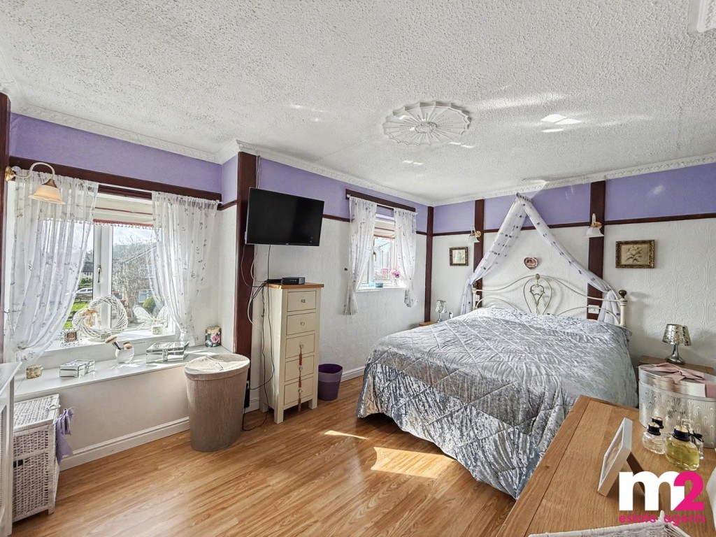 Image for Howe Circle, Newport