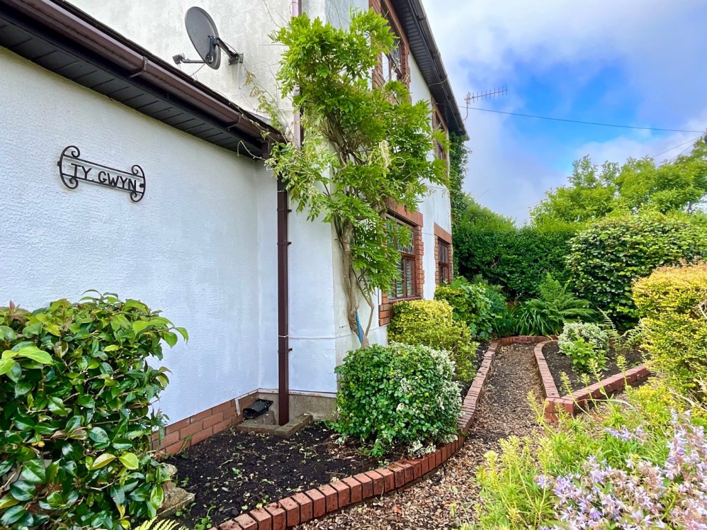 Image for Fleur de Lis, Blackwood, Caerphilly