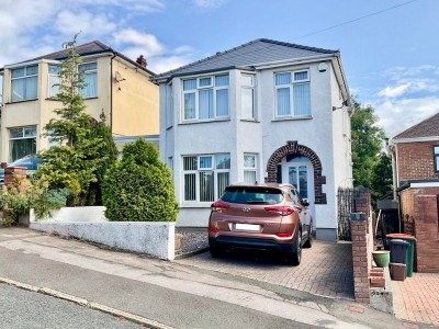 View full details for Upper Tennyson Road, Newport