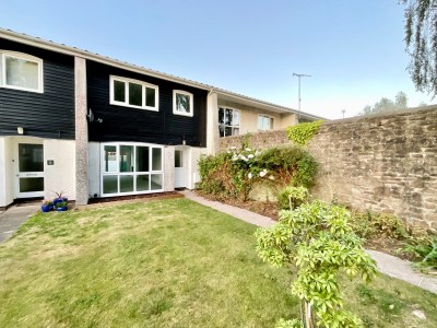 View full details for Four Ash Court, Usk, Monmouthshire