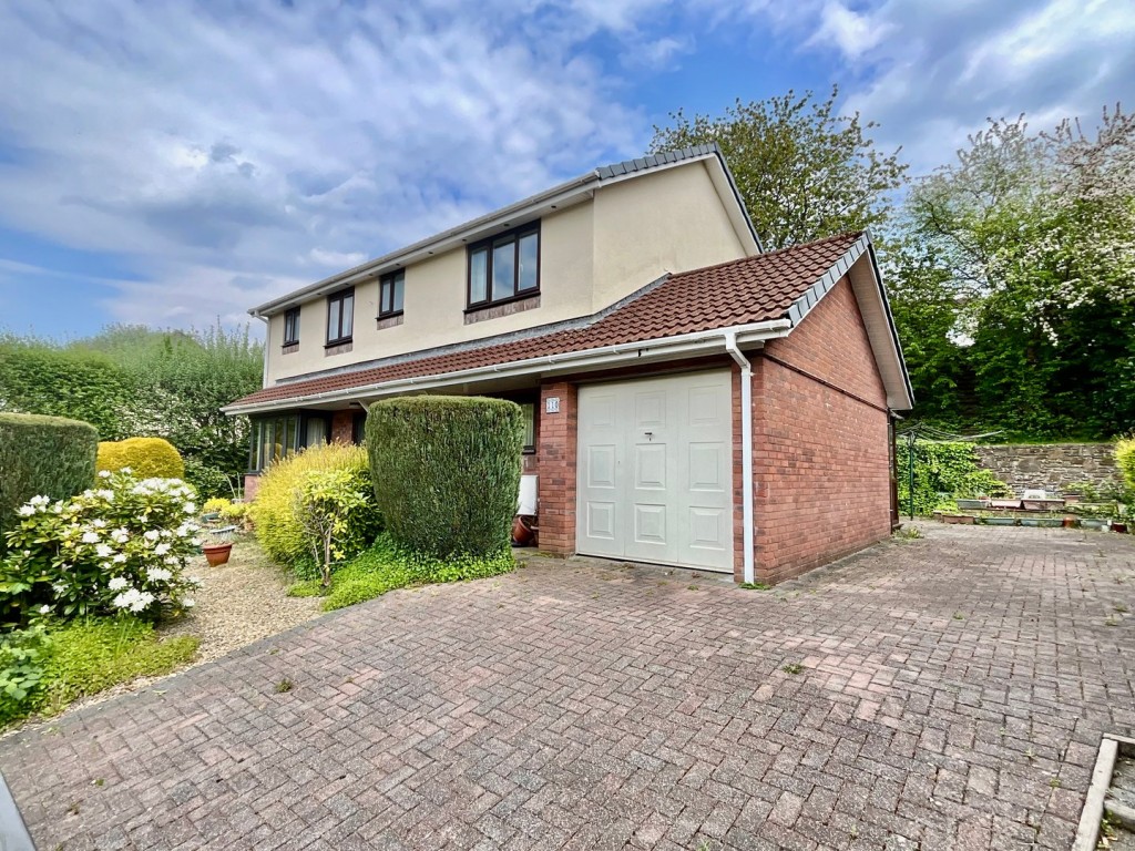 Image for Fleur de Lis, Blackwood, Caerphilly