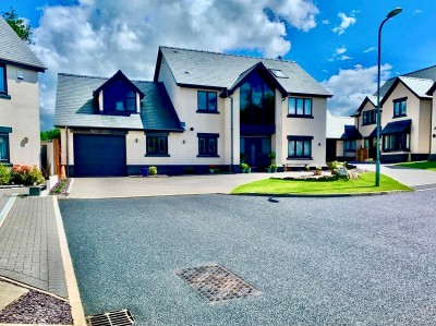 View full details for Penperlleni, Pontypool, Monmouthshire
