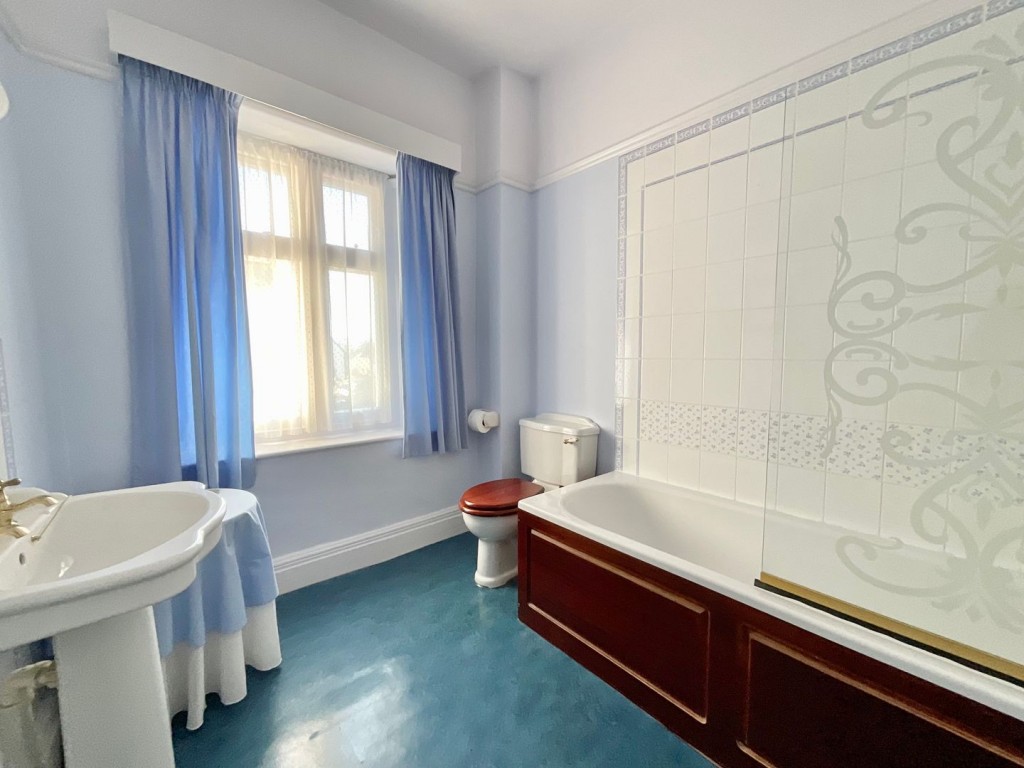 Image for Castle Parade, Usk, Monmouthshire
