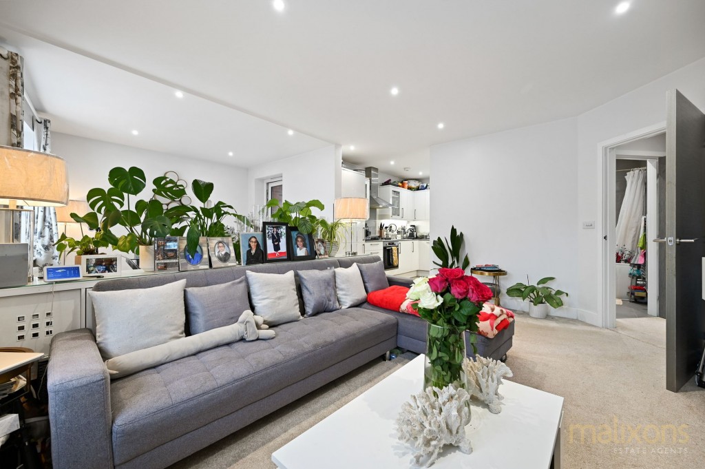 Henderson Road, Croydon, CR0