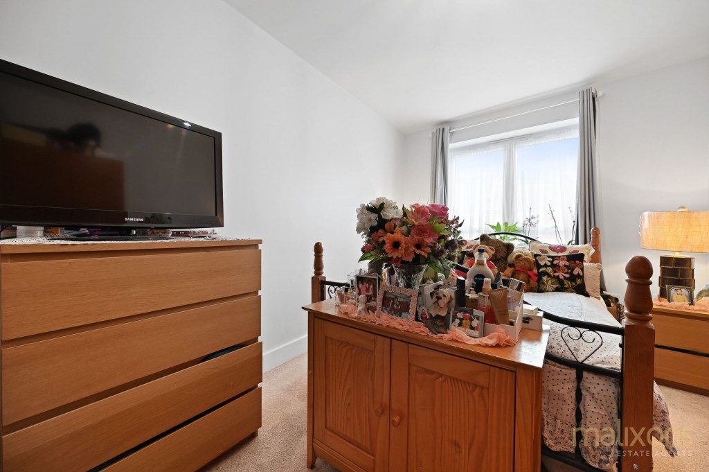 Henderson Road, Croydon, CR0