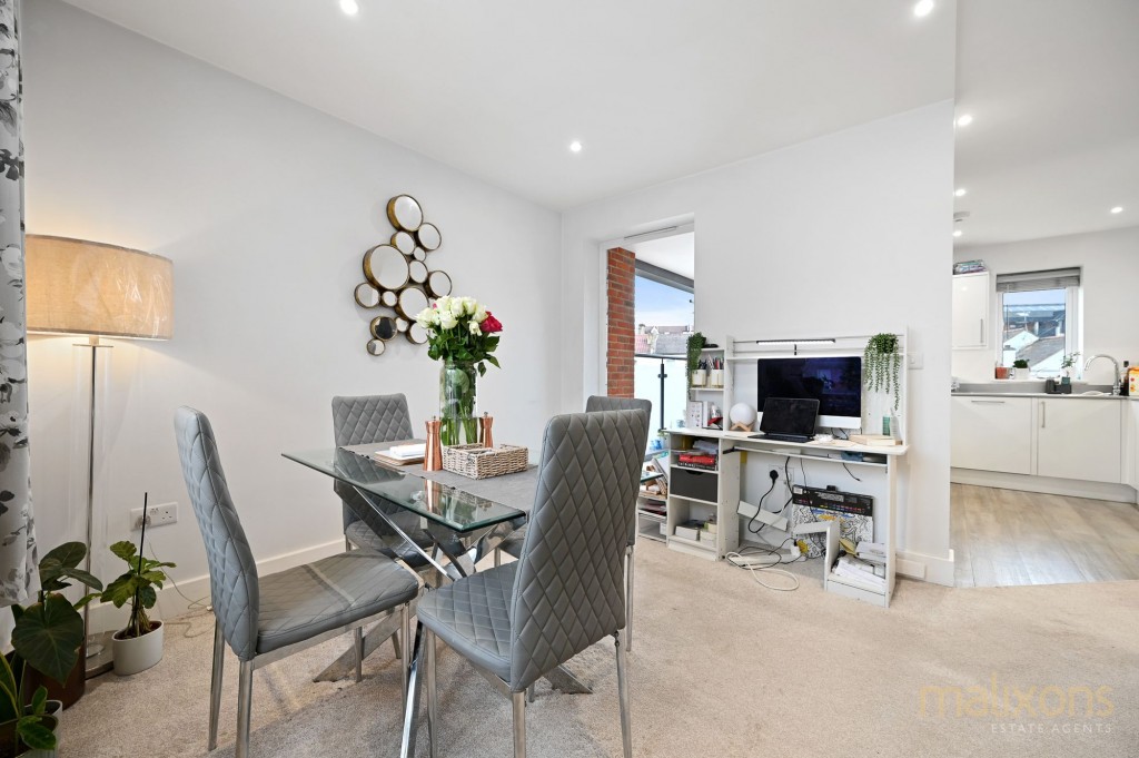 Henderson Road, Croydon, CR0