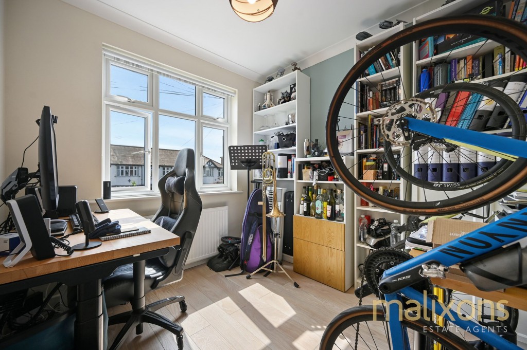 Martin Way, Morden, SM4