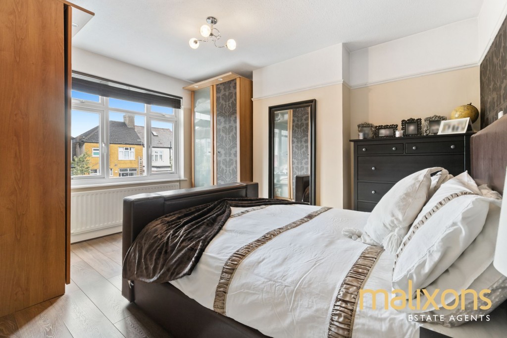 Tisbury Road, London, SW16