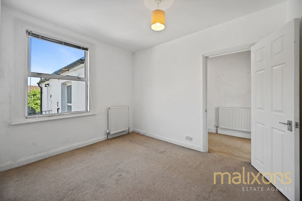 Grove Road, Mitcham, CR4