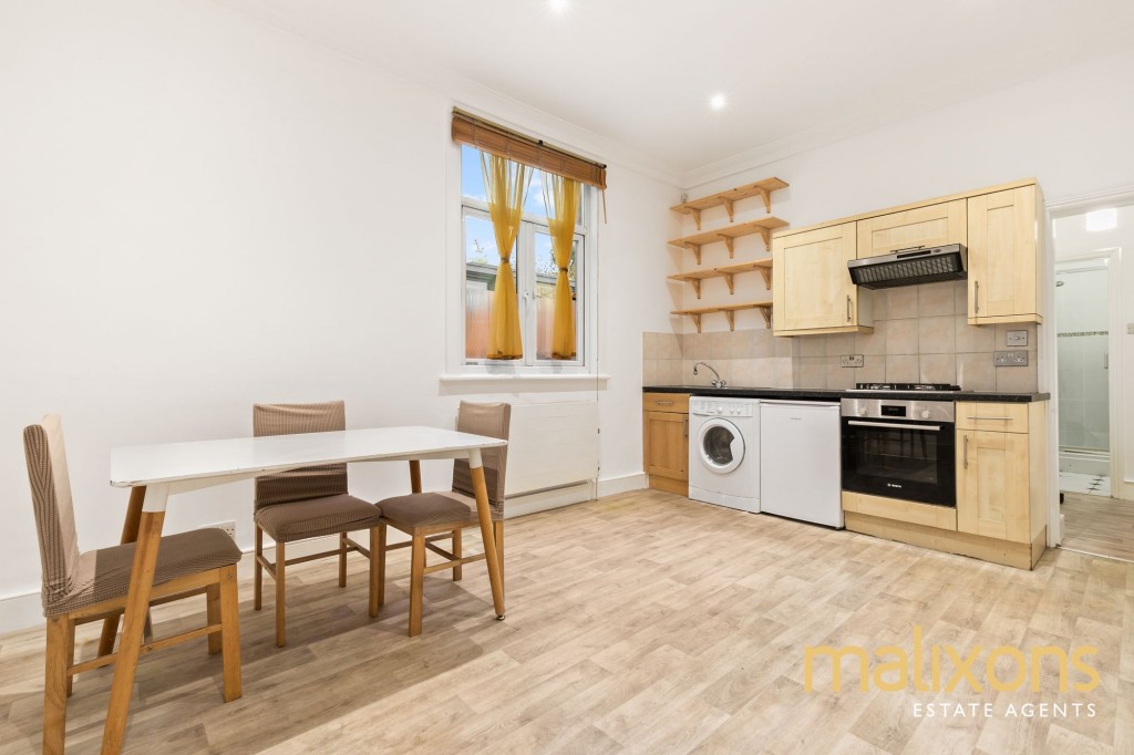 Becmead Avenue, London, SW16