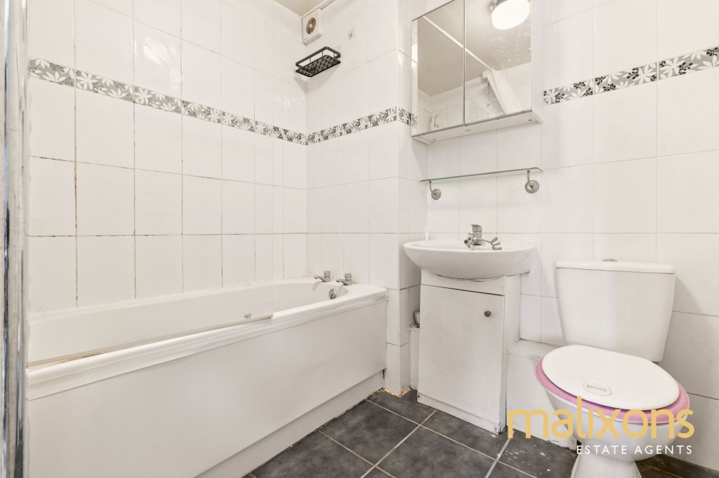 Kintyre Close, London, SW16