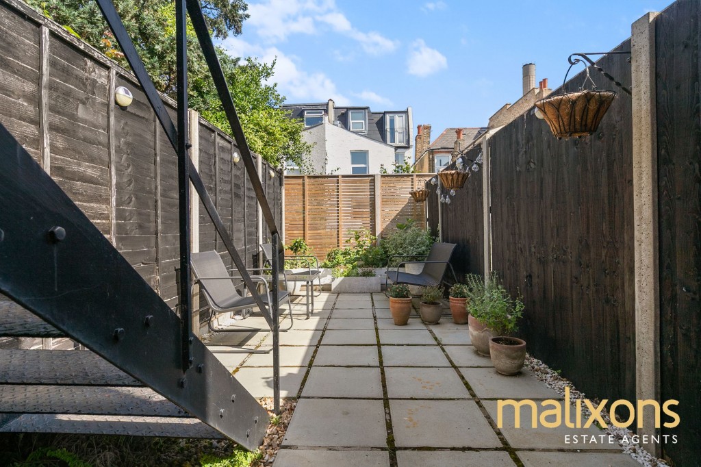 Fairlight Road, London, SW17