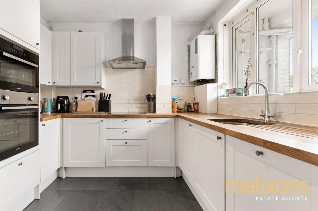 Tulse Hill, Greenleaf Close Tulse Hill, SW2