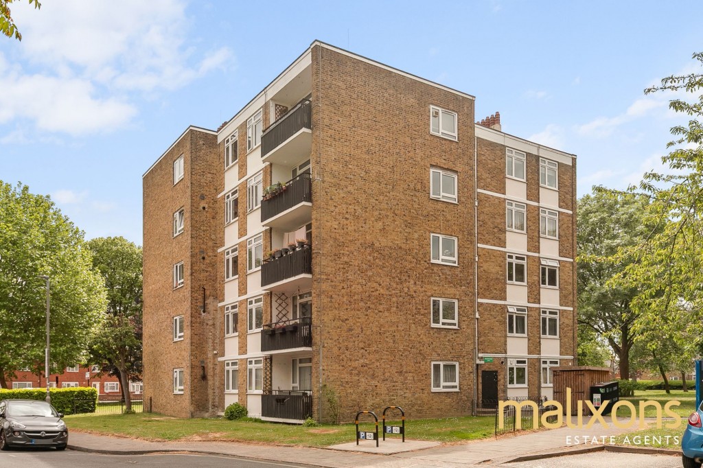 Strathdon Drive, London, SW17