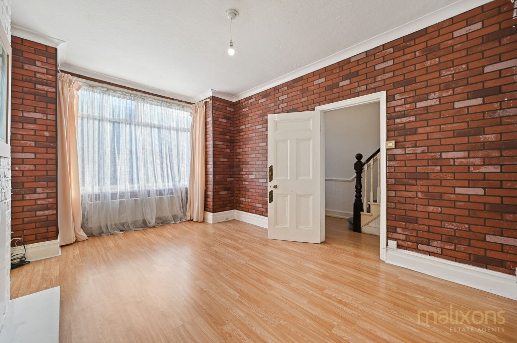 Whitford Gardens, Mitcham, CR4