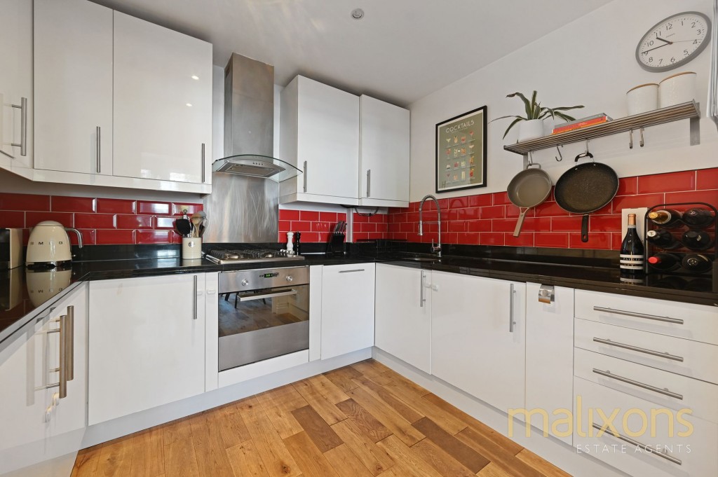 Eardley Road, London, SW16