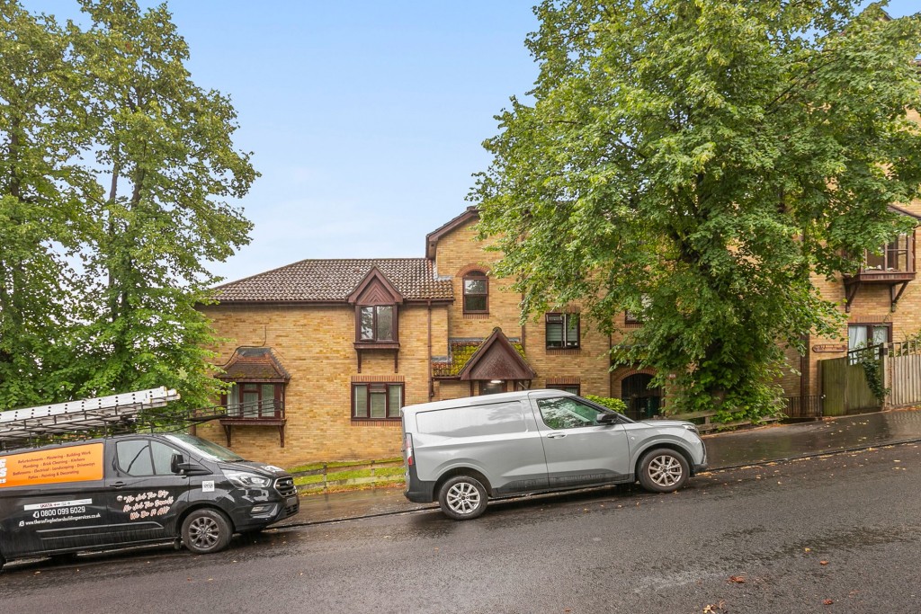 Cypress Road, Jason Court, SE25