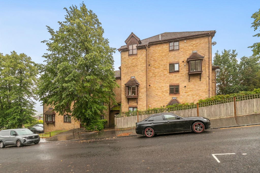 Cypress Road, Jason Court, SE25