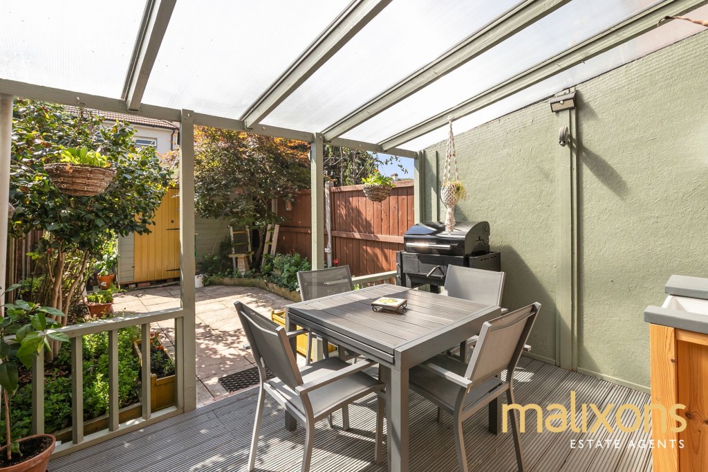 Lowry Crescent, Mitcham, CR4