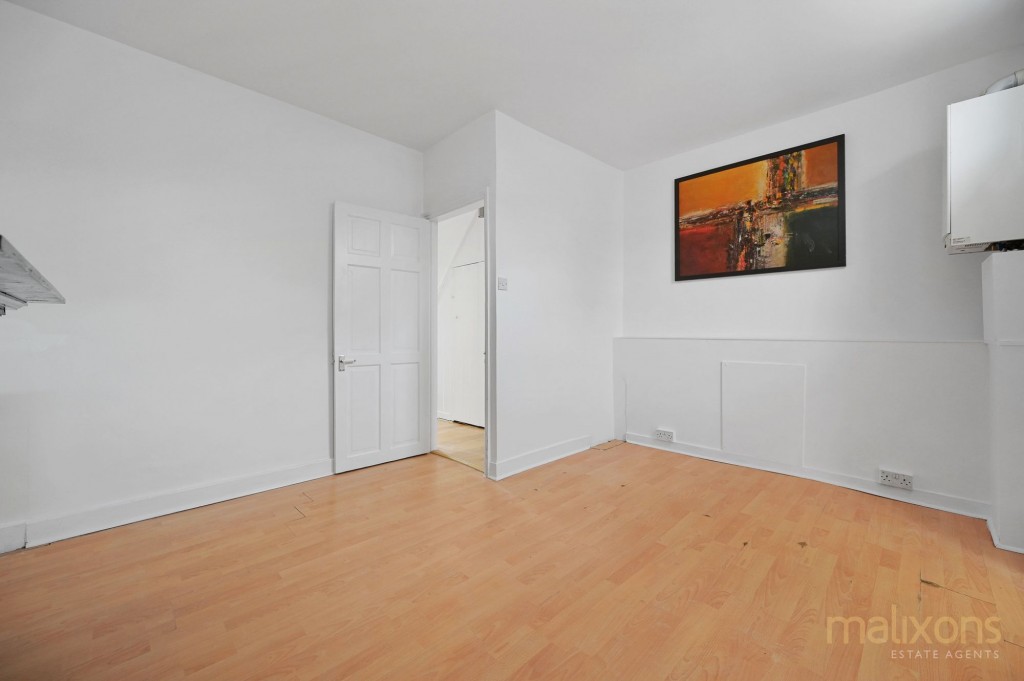 Alston Road, London, SW17