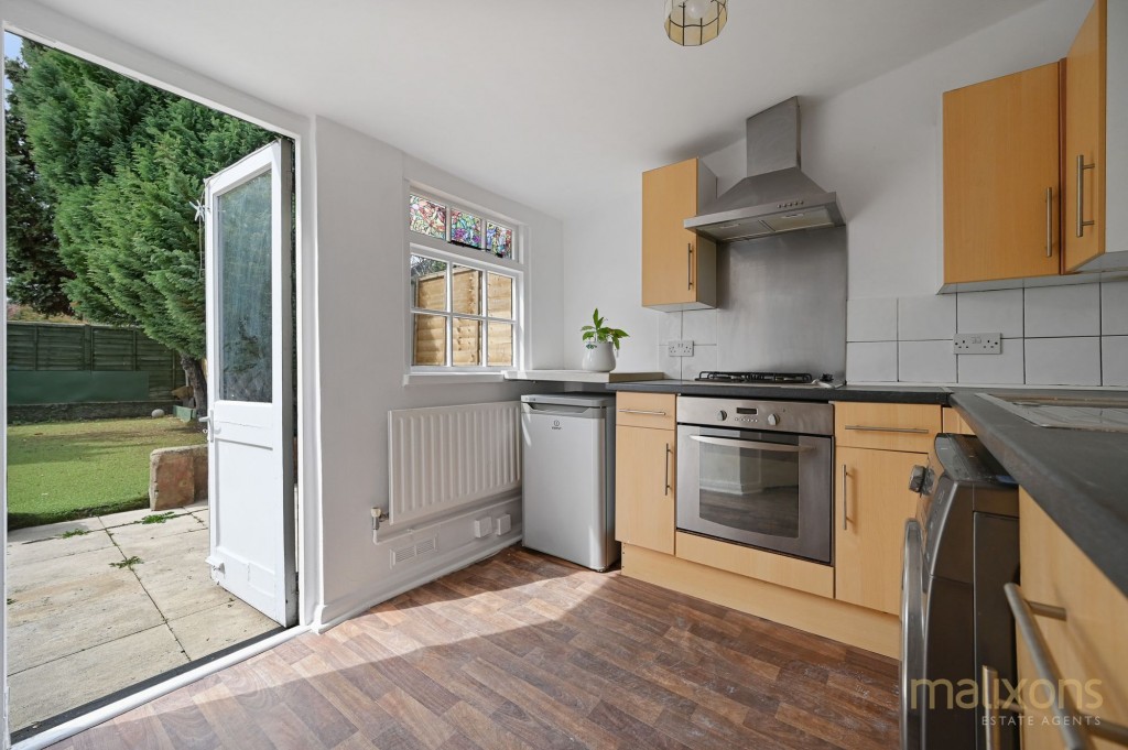 Alston Road, London, SW17