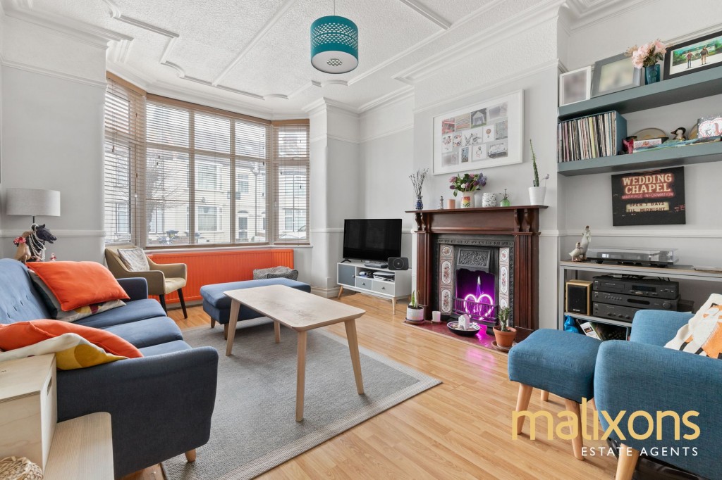 Park Avenue, Mitcham, CR4