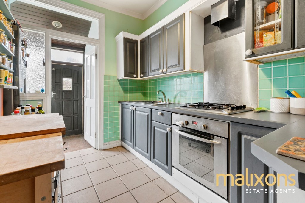 Park Avenue, Mitcham, CR4