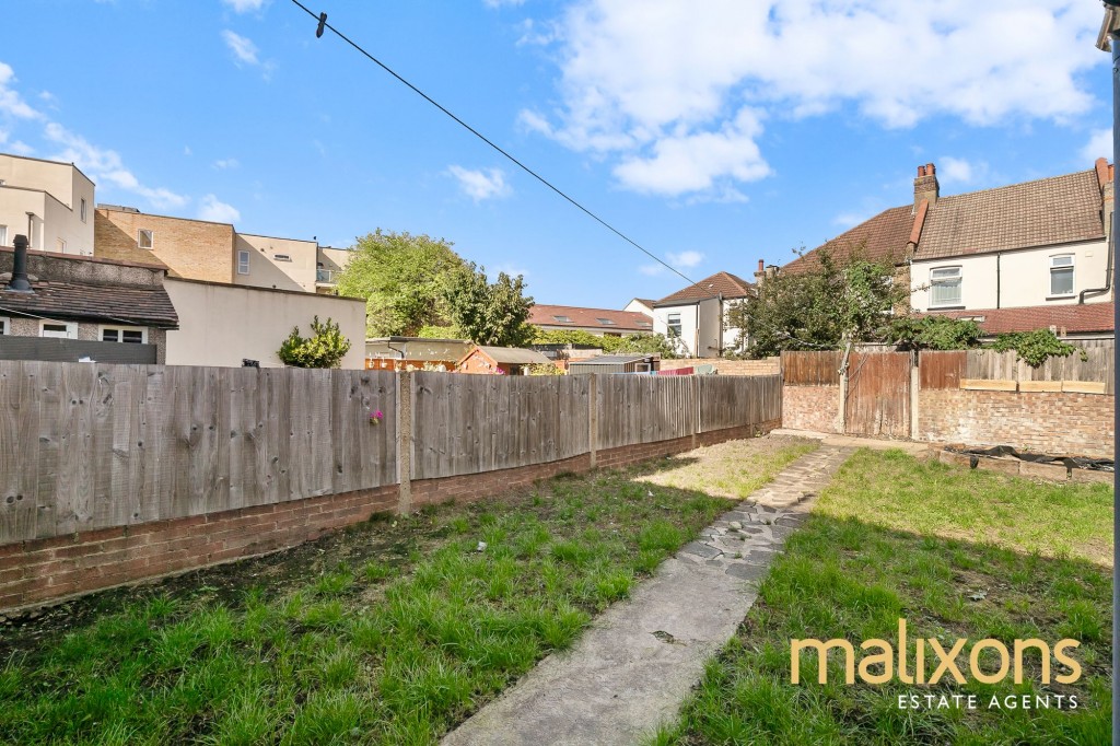 Melrose Avenue, Mitcham, CR4