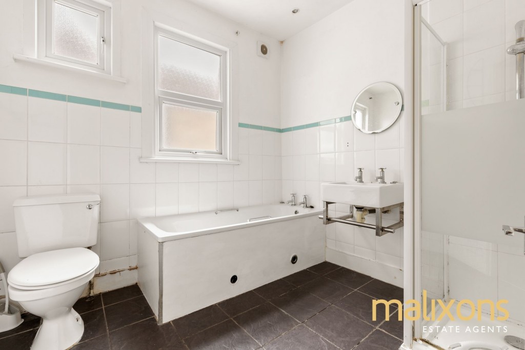 Gorringe Park Avenue, Mitcham, CR4