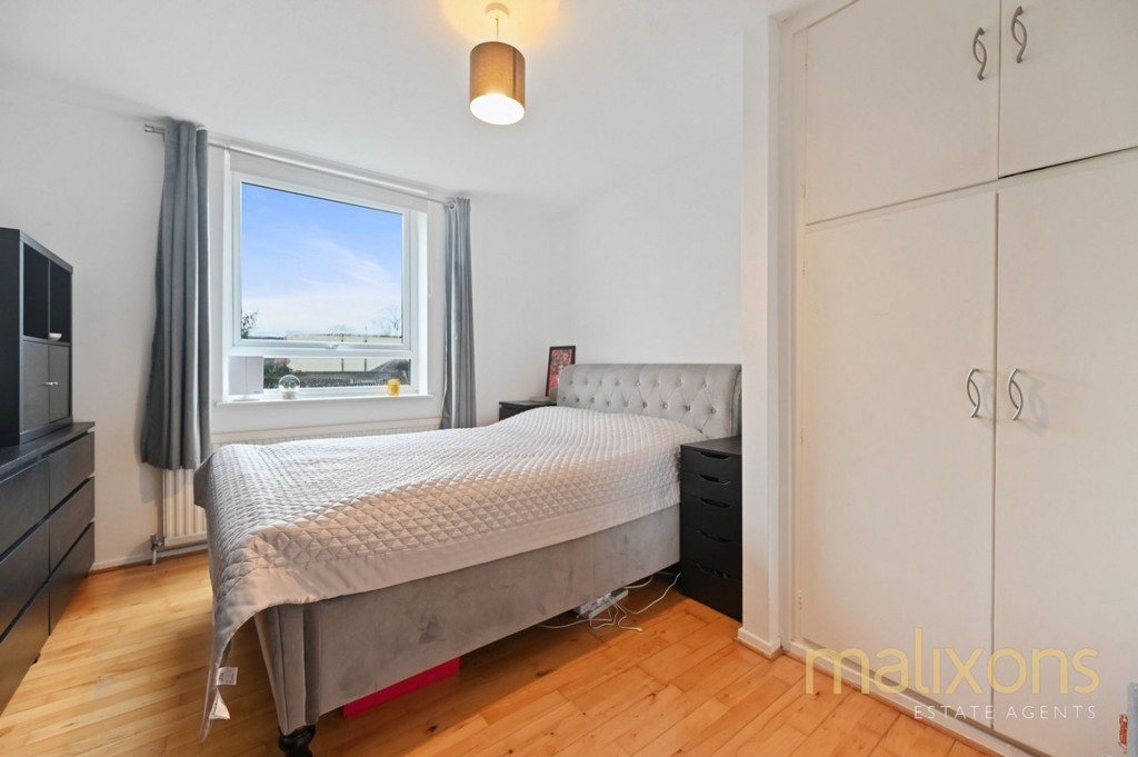 Leigham Court Road, Belenoyd Court, SW16