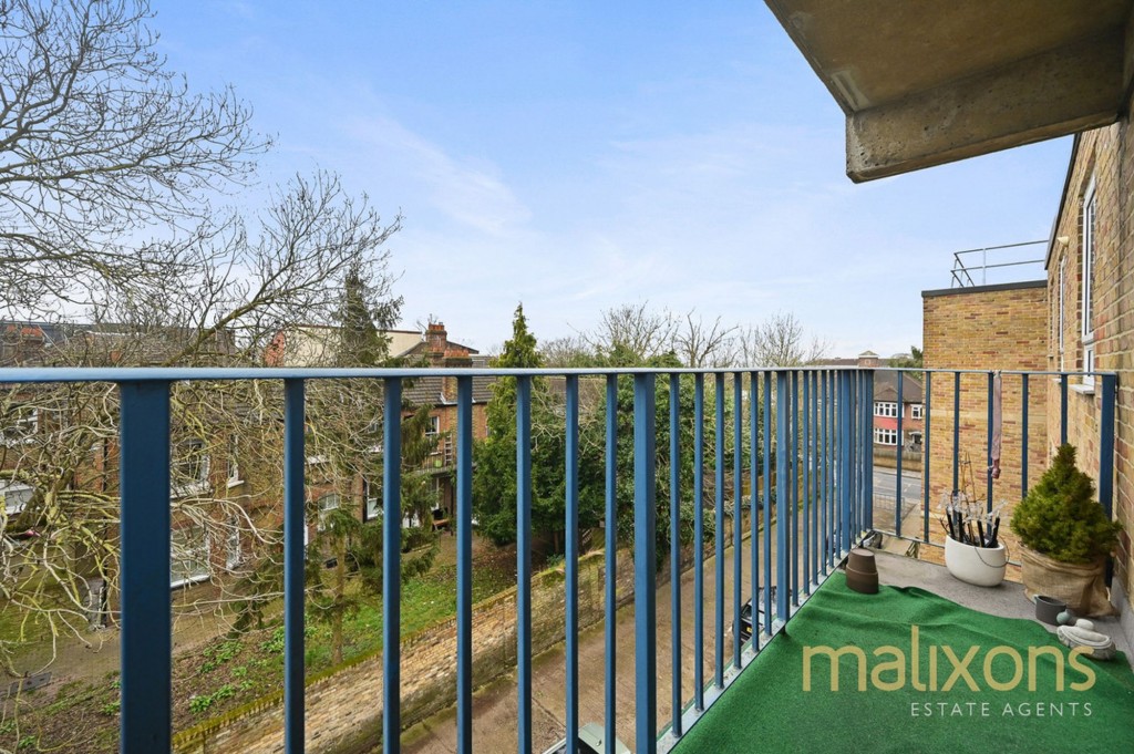 Leigham Court Road, Belenoyd Court, SW16