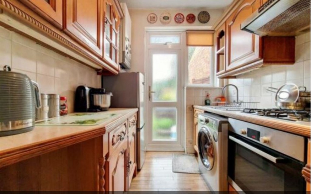 Fieldend Road, London, SW16