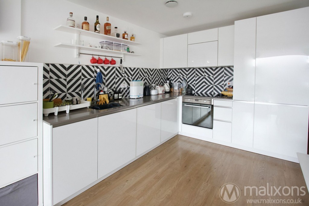 Cargreen Road, Paxton House, SE25