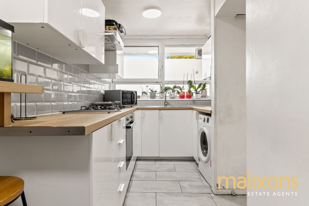 Hampson Way, London, SW8